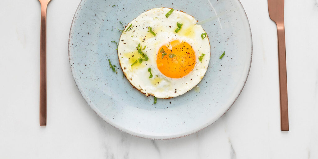 70 Eggcellent Egg Puns & Jokes That Will Crack You Up